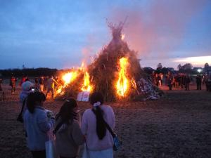 風俗習慣行事（どんど焼きや神社のお焚きあげなど）